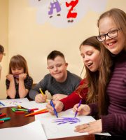 Art classes therapy img01 NDSS
